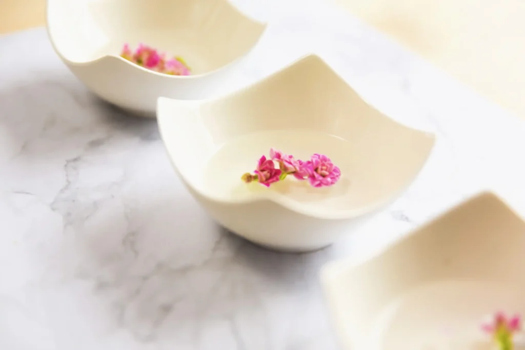 ชามเซรามิก (ceramic bowl) ความสวยงามและความหลากหลายที่มากกว่าแค่ภาชนะ